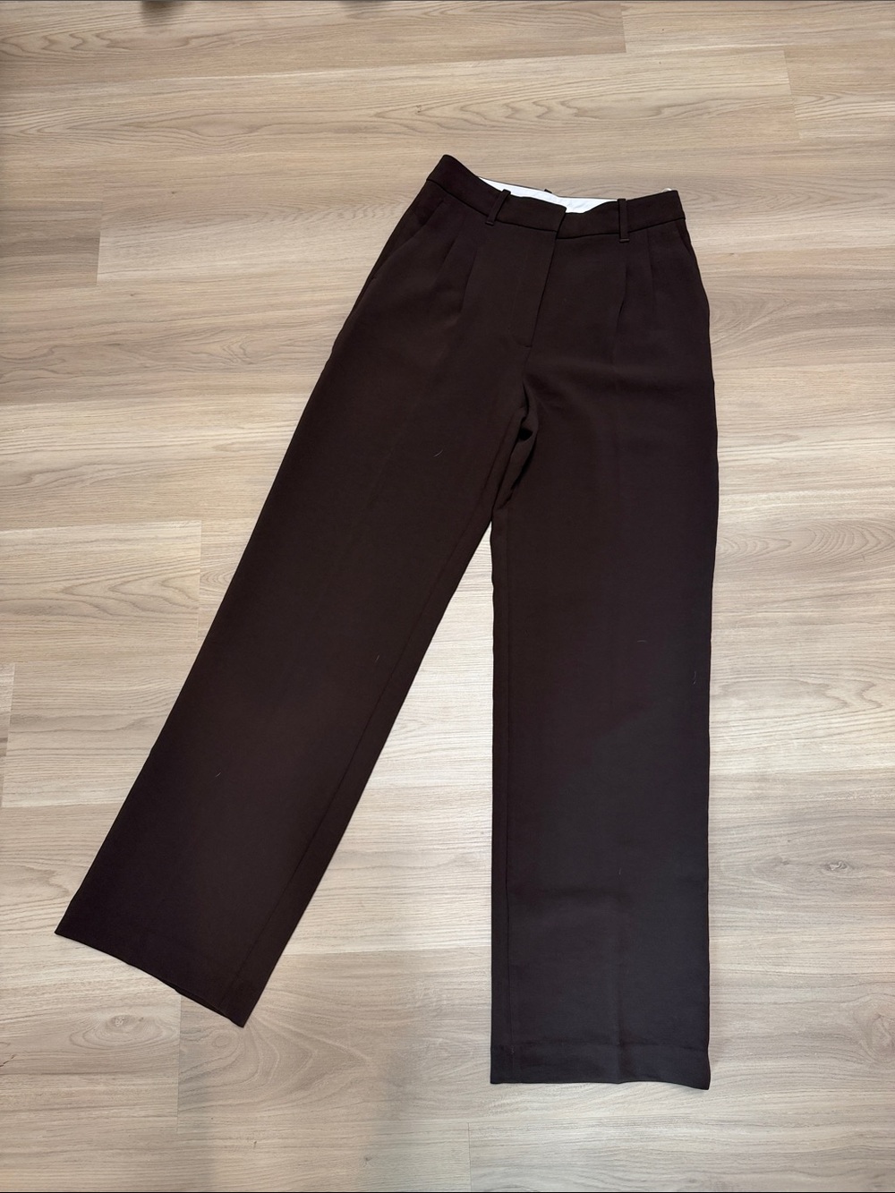 Aritzia Brown Effortless Pants